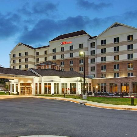 Hilton Garden Inn Woodbridge Exterior foto